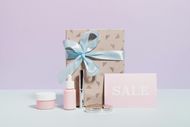 Black Friday Deals: Beauty products can be an expensive investment in the long run. (Image via Pexels/ Karolina Grabowska)